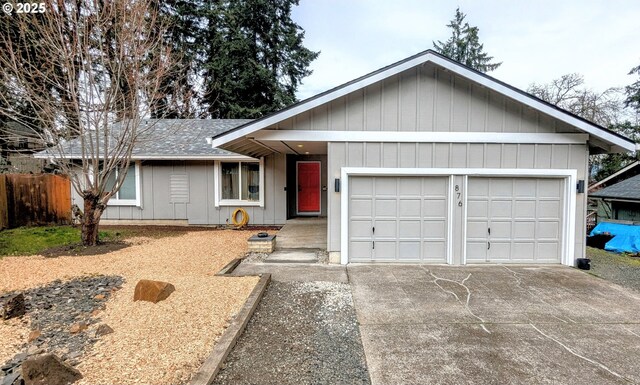 view of front facade with a garage