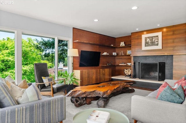 2975 SW Canterbury Ln, Portland, OR 97205 - living area with recessed lighting and a fireplace with raised hearth