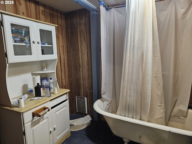 54901 Willow St, Heppner, OR 97836 - bar area featuring wood walls
