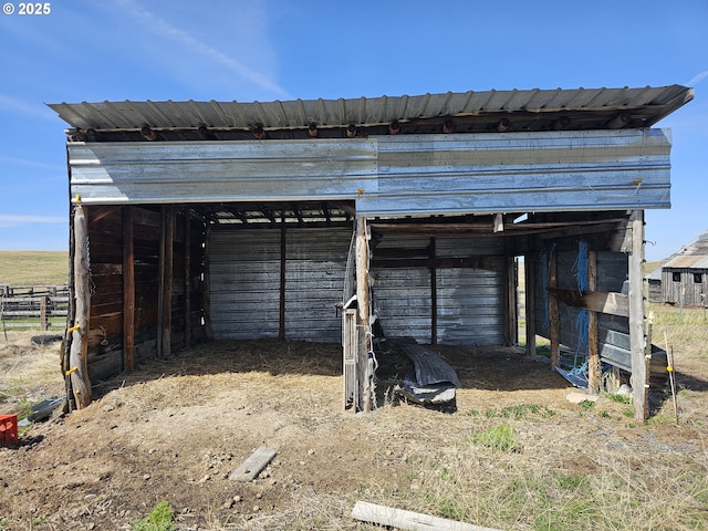 54901 Willow St, Heppner, OR 97836 - view of garage
