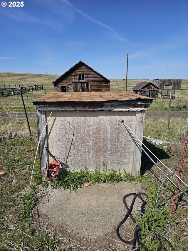 54901 Willow St, Heppner, OR 97836 - view of barn featuring a rural view