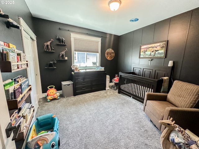 2950 Birch St, Baker City, OR 97814 - bedroom featuring a crib and carpet
