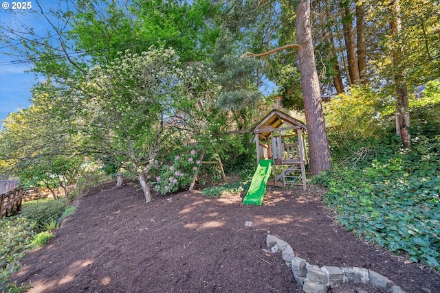 7323 SW Nevada Ter, Portland, OR 97219 - view of play area