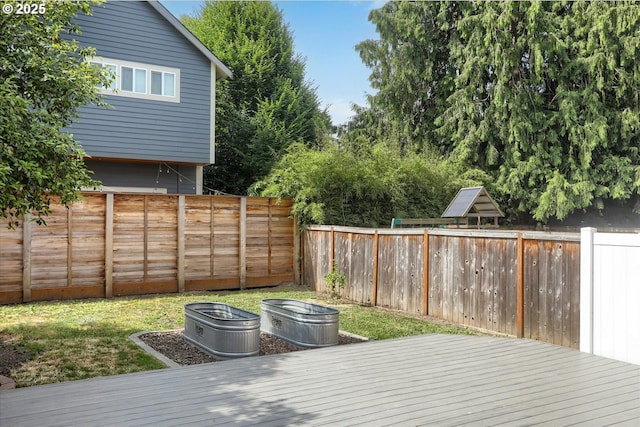 3324 SE Salmon St, Portland, OR 97214 - deck featuring a fenced backyard