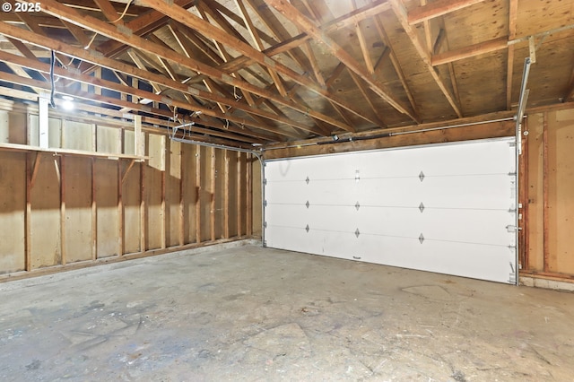 9208 NE 27th St, Vancouver, WA 98662 - view of garage