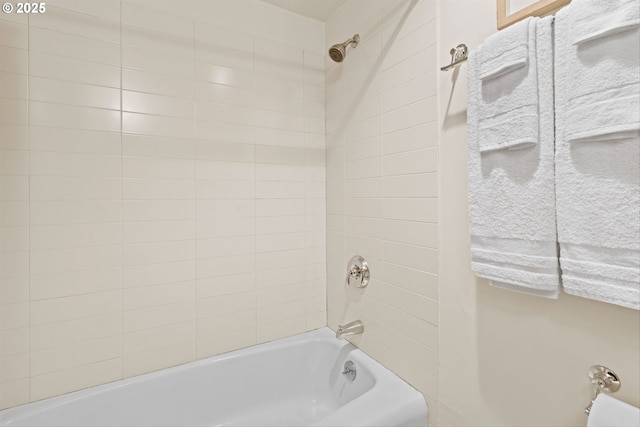 full bath featuring washtub / shower combination