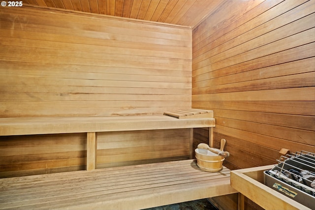 view of sauna / steam room