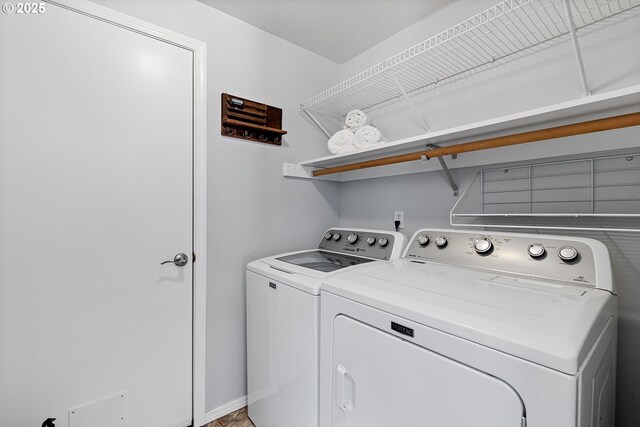 2111 NE 149th Ave, Vancouver, WA 98684 - washroom with washing machine and clothes dryer