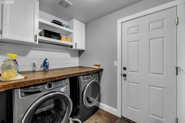 10417 NE 86th Ave, Vancouver, WA 98662 - laundry area with washer and dryer and cabinet space