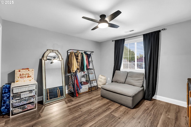 10417 NE 86th Ave, Vancouver, WA 98662 - living area featuring wood finished floors and ceiling fan