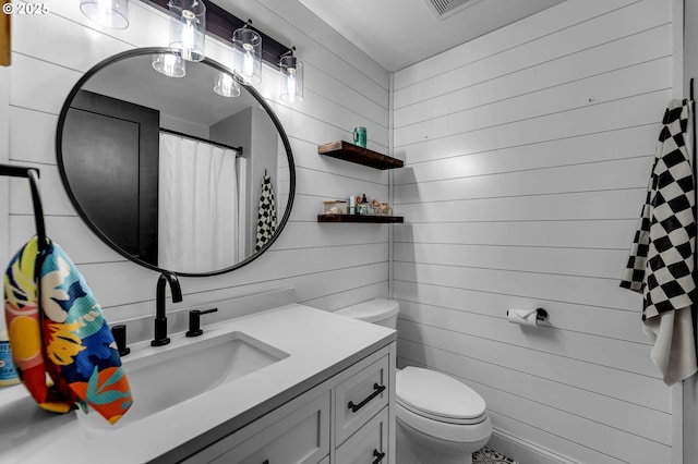 10417 NE 86th Ave, Vancouver, WA 98662 - bathroom with vanity and wooden walls