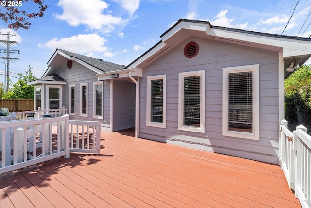 409 Pacific Ave, Brookings, OR 97415 - view of wooden terrace
