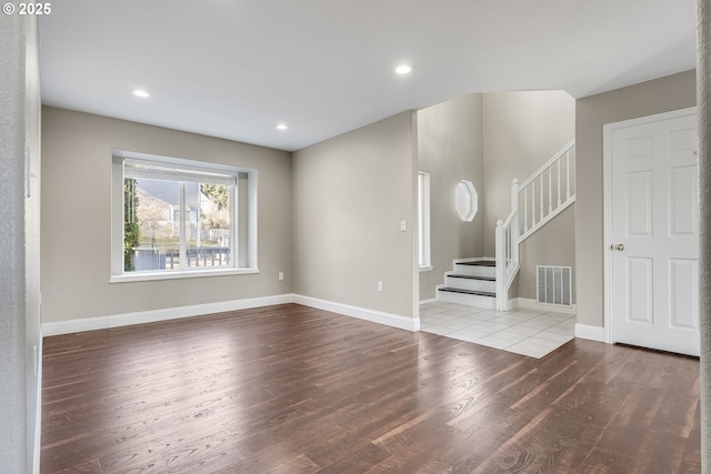 empty room featuring light hardwood / wood-style flooring