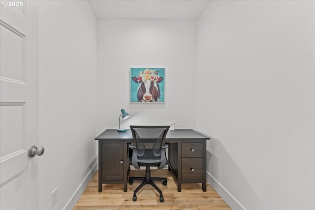 531 NW Vancouver Ave, Stevenson, WA 98648 - office with baseboards and light wood-style floors