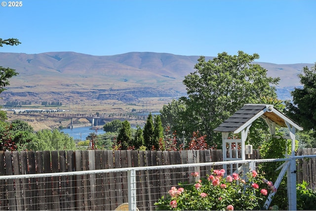 1907 Quinton St, The Dalles, OR 97058 - view of mountain backdrop with a nearby body of water