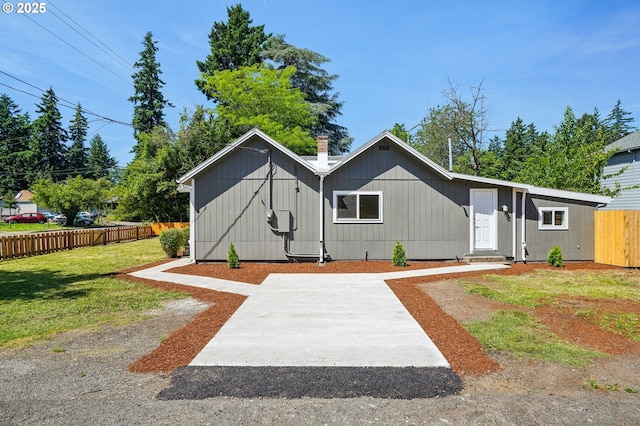 1952 SE 139th Ave, Portland, OR 97233 - view of front facade with a chimney