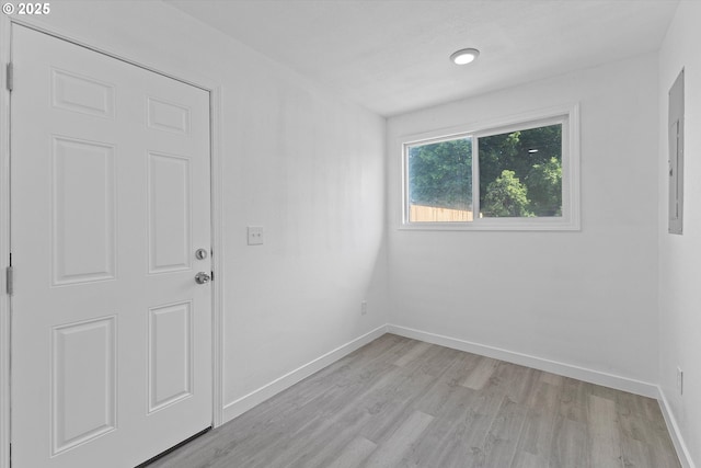 115 E Sheridan St, Newberg, OR 97132 - unfurnished room featuring light wood-style flooring and baseboards