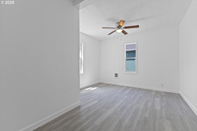 115 E Sheridan St, Newberg, OR 97132 - empty room with wood finished floors and a ceiling fan