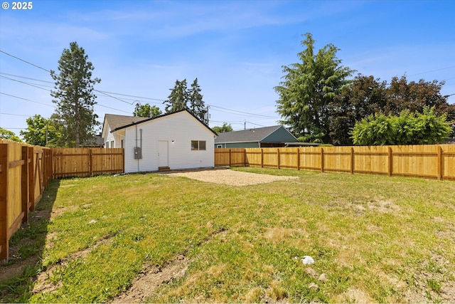 115 E Sheridan St, Newberg, OR 97132 - view of fenced backyard