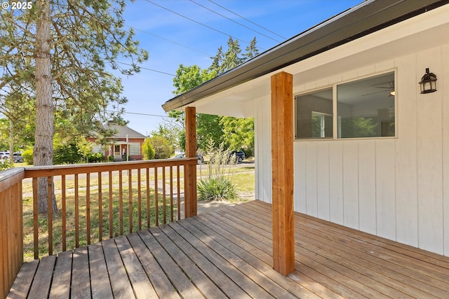 115 E Sheridan St, Newberg, OR 97132 - view of wooden terrace