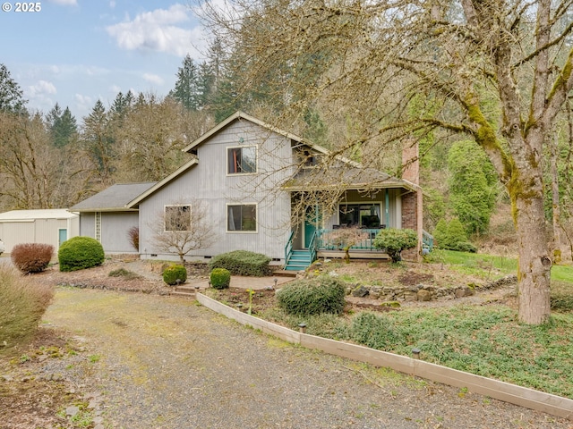 view of front of property featuring crawl space and covered porch