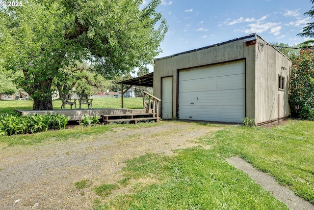 detached garage with driveway