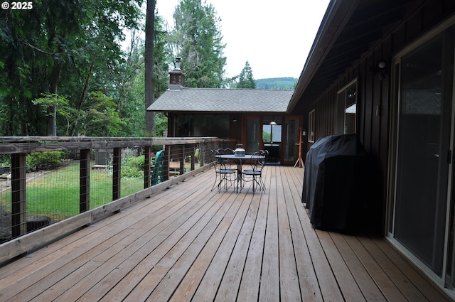 89016 Bridge St, Springfield, OR 97478 - wooden deck with outdoor dining area