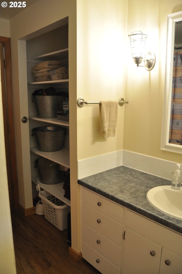 89016 Bridge St, Springfield, OR 97478 - bathroom featuring vanity and wood finished floors