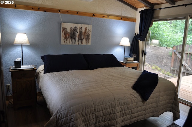 89016 Bridge St, Springfield, OR 97478 - bedroom featuring a textured wall, wood finished floors, and access to exterior