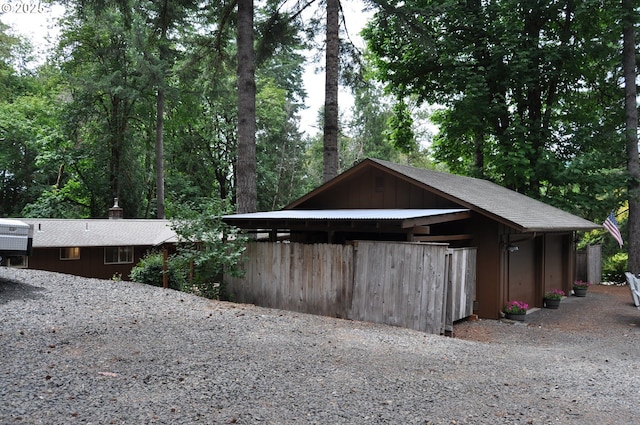 89016 Bridge St, Springfield, OR 97478 - view of garage