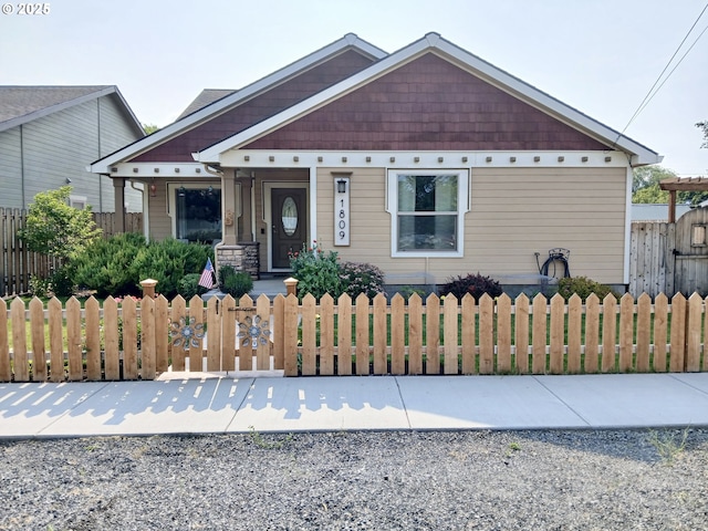 1809 Balm St, Baker City, OR 97814 - view of front of property featuring a fenced front yard
