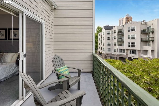 1710 S Harbor Way Unit C405, Portland, OR 97201 - view of balcony