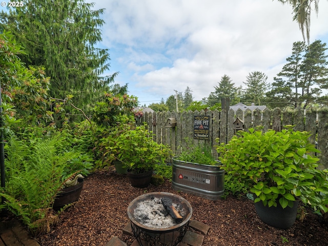 762 G St, Gearhart, OR 97138 - view of yard