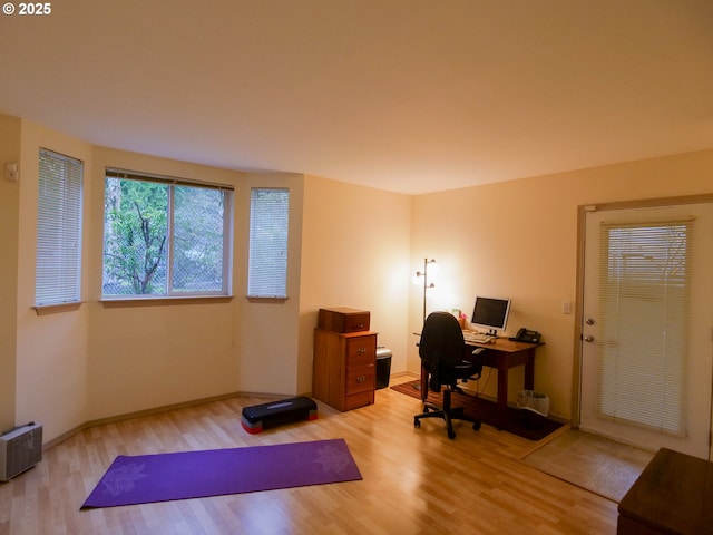 5142 SW Multnomah Blvd Unit A, Portland, OR 97219 - office area with wood finished floors and baseboards