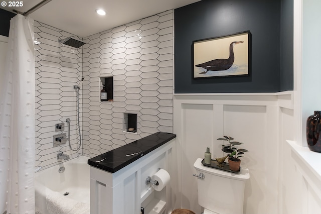 5339 SE Chase Rd, Gresham, OR 97080 - bathroom with shower / bathtub combination with curtain and recessed lighting