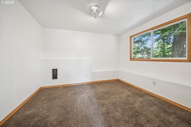 1625 SE Regner Rd, Gresham, OR 97080 - spare room with carpet flooring