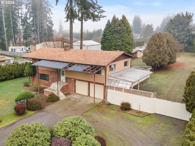 view of front of house with a garage