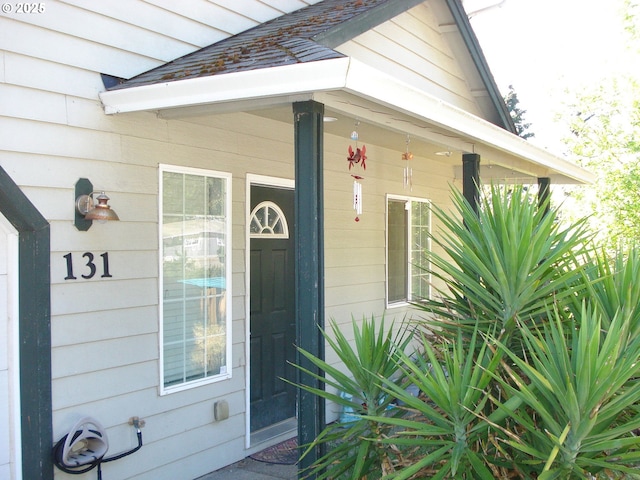 131 NW Makah Ct, Roseburg, OR 97471 - view of entrance to property