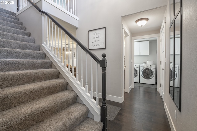 1366 Cramner St, Lafayette, OR 97127 - stairway featuring washing machine and dryer, hardwood / wood-style floors, and baseboards