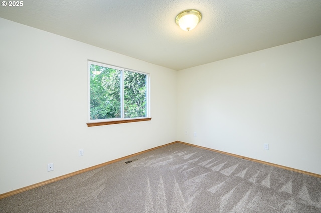 1301 E Sunset Dr, Newberg, OR 97132 - spare room with carpet and baseboards