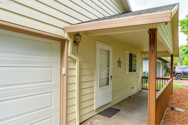 1301 E Sunset Dr, Newberg, OR 97132 - view of doorway to property