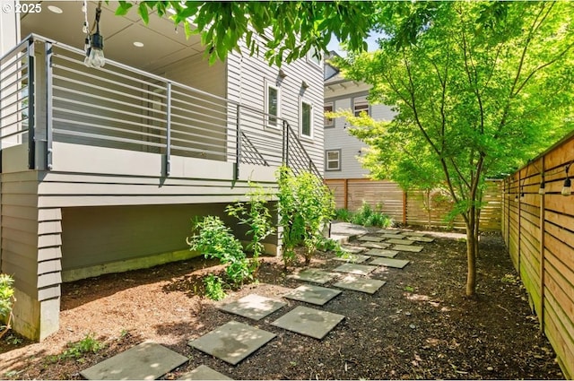 626 NE Going St, Portland, OR 97211 - view of fenced backyard