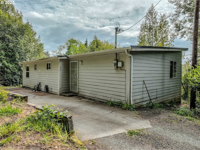 204 S Irving St, Coquille, OR 97423 - view of rear view of house