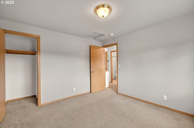 110 Wilshire Way, Kelso, WA 98626 - unfurnished bedroom featuring carpet flooring, a closet, and baseboards