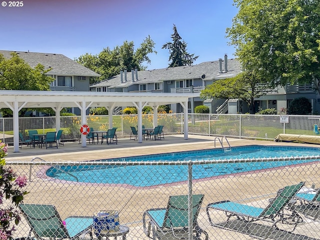 650 Harlow Rd Unit 130, Springfield, OR 97477 - community pool featuring a patio