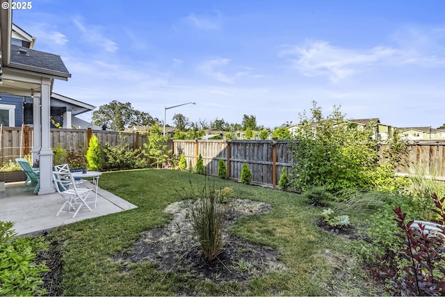 3588 Nestucca Loop, Eugene, OR 97408 - fenced backyard with a patio