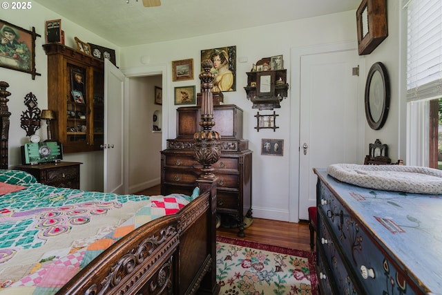 2112 Salem Ave, Albany, OR 97321 - bedroom featuring wood finished floors and baseboards