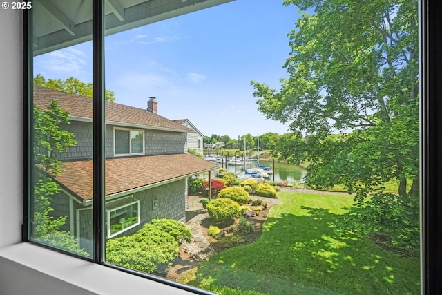 570 N Hayden Bay Dr, Portland, OR 97217 - view of grassy yard featuring a water view