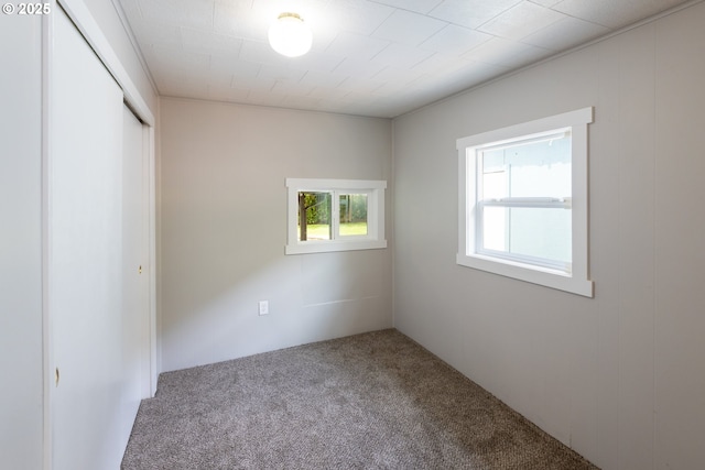 207 N Maple St, Bingen, WA 98605 - unfurnished bedroom with carpet flooring and a closet