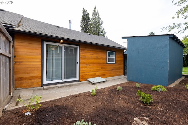 207 N Maple St, Bingen, WA 98605 - view of back of house